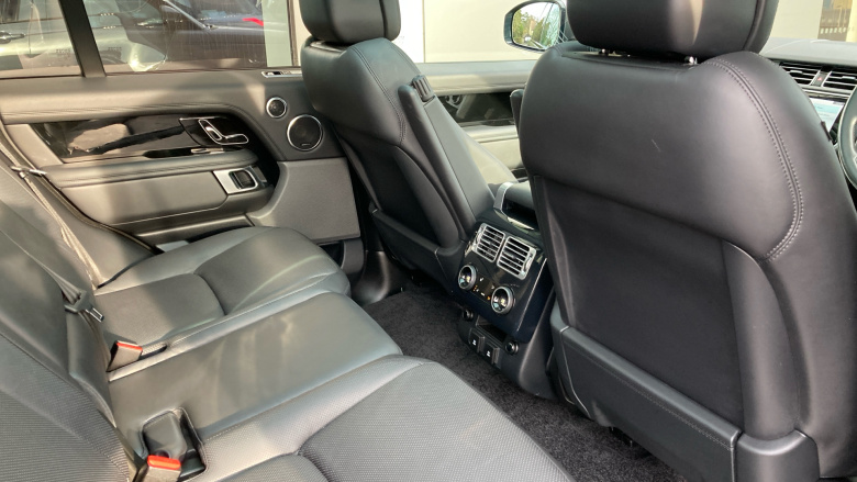 Land Rover Range Rover 3.0 SDV6 Vogue 4dr Auto Diesel Estate